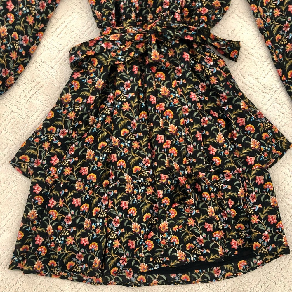 Floral Print Ruffles Dress - Picture 4 of 8